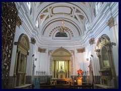 Catedral Metropolitana, cathedral at Plaza Mayor 13